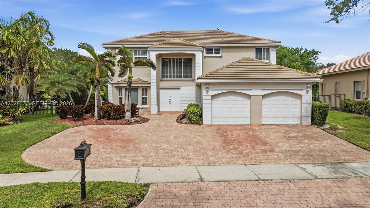 En Venta: $1,525,000 (6 camas, 5 baños, 3864 Pies cuadrados)