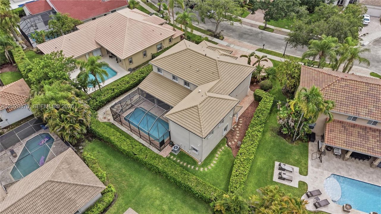 En Venta: $1,525,000 (6 camas, 5 baños, 3864 Pies cuadrados)