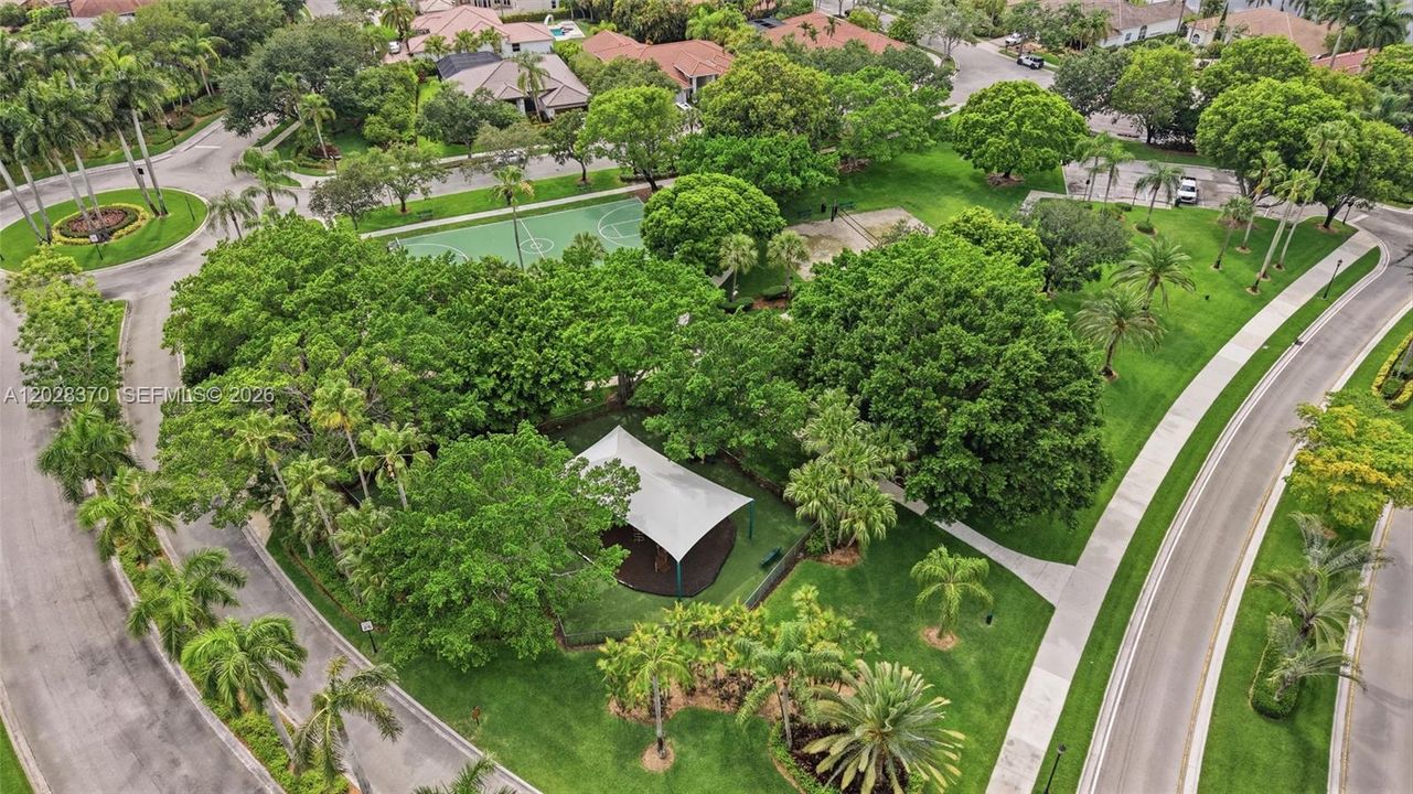 En Venta: $1,525,000 (6 camas, 5 baños, 3864 Pies cuadrados)
