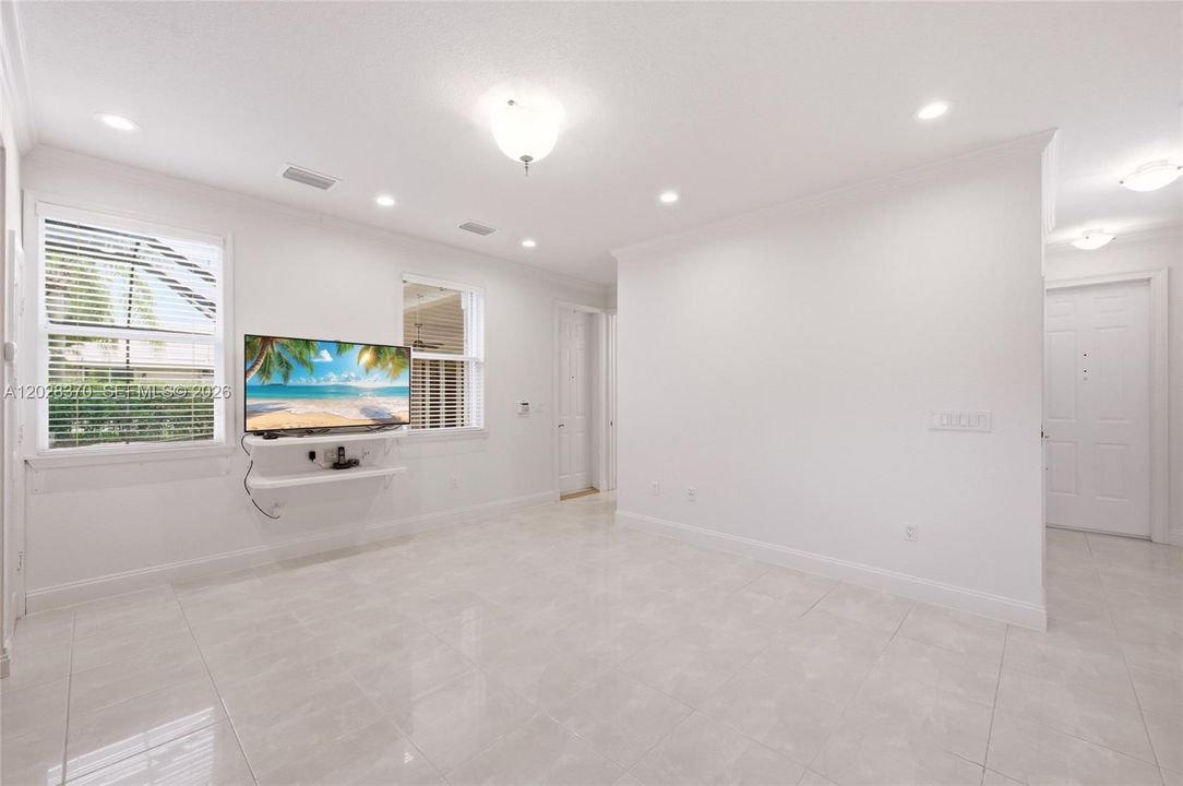 En Venta: $1,525,000 (6 camas, 5 baños, 3864 Pies cuadrados)