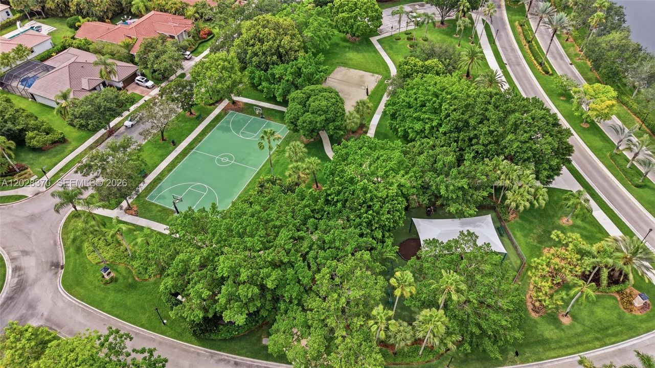 En Venta: $1,525,000 (6 camas, 5 baños, 3864 Pies cuadrados)