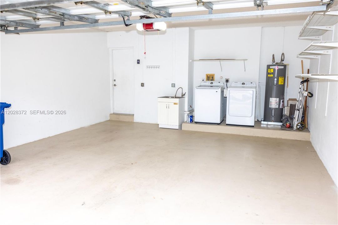 For Sale: $498,000 (3 beds, 2 baths, 1634 Square Feet)