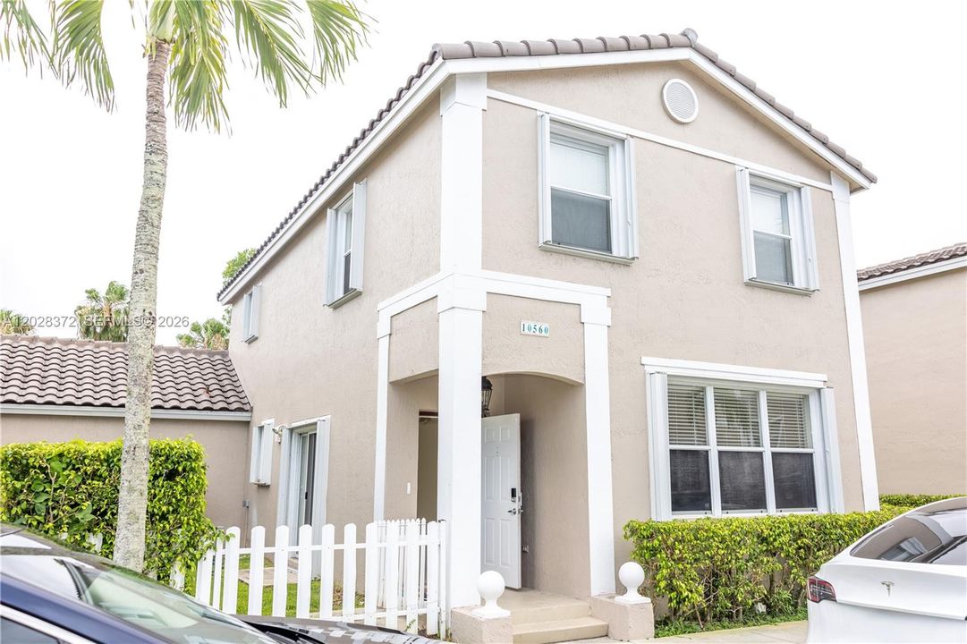 For Sale: $498,000 (3 beds, 2 baths, 1634 Square Feet)