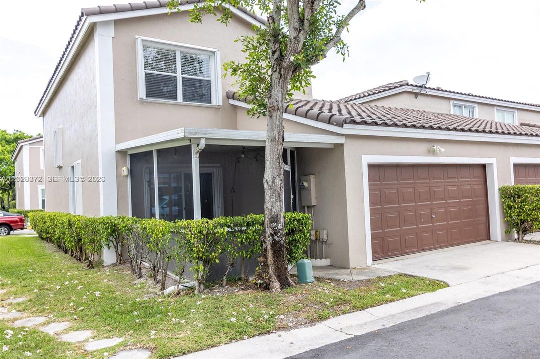 For Sale: $498,000 (3 beds, 2 baths, 1634 Square Feet)
