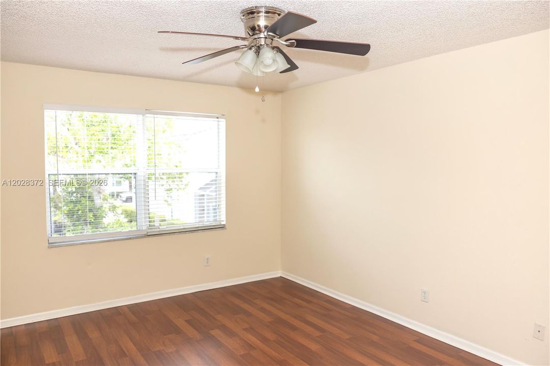For Sale: $498,000 (3 beds, 2 baths, 1634 Square Feet)
