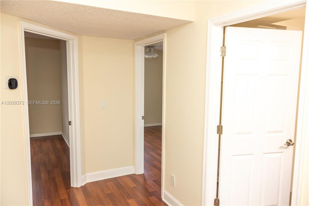 For Sale: $498,000 (3 beds, 2 baths, 1634 Square Feet)