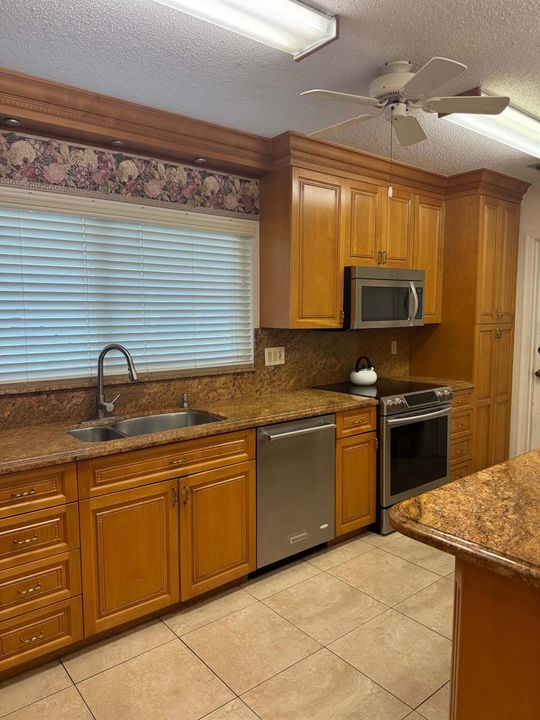 Kitchen2