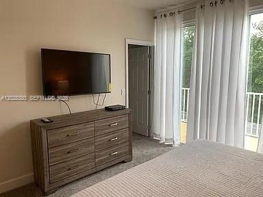 Activo con contrato: $296,000 (3 camas, 2 baños, 1501 Pies cuadrados)