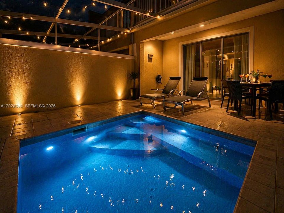 Activo con contrato: $296,000 (3 camas, 2 baños, 1501 Pies cuadrados)