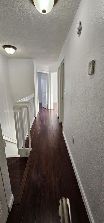 Activo con contrato: $2,500 (3 camas, 2 baños, 1150 Pies cuadrados)