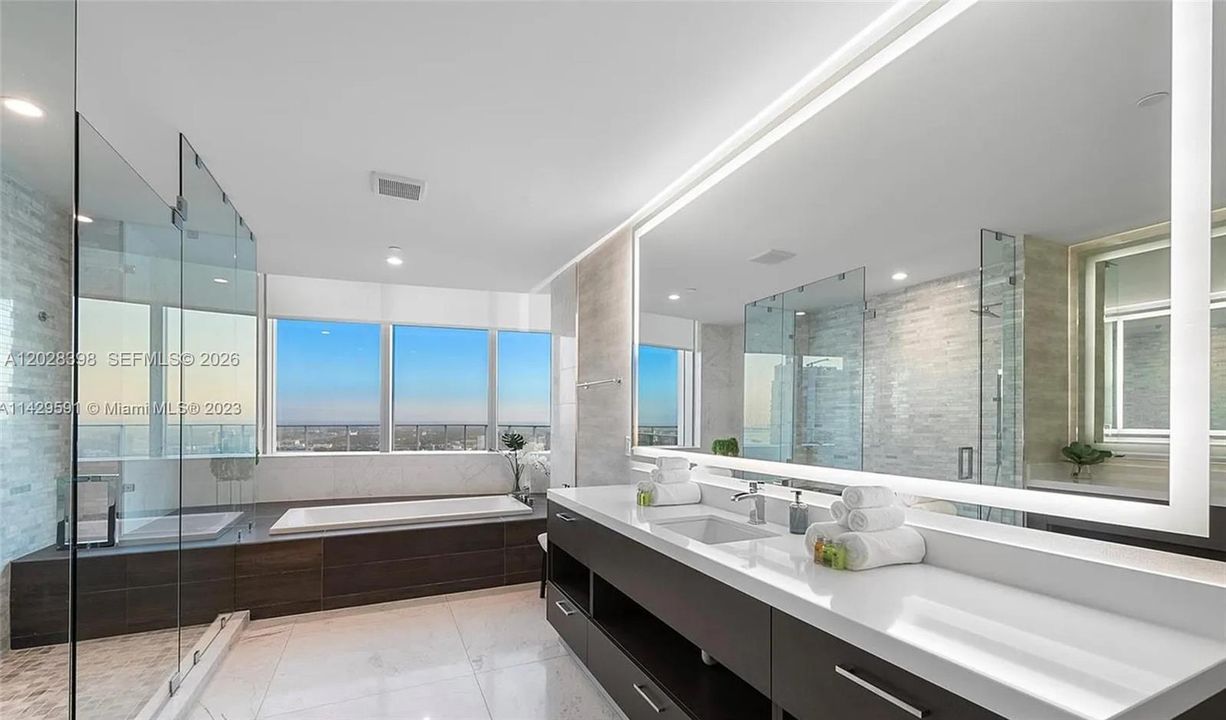 For Sale: $4,995,000 (4 beds, 4 baths, 3867 Square Feet)