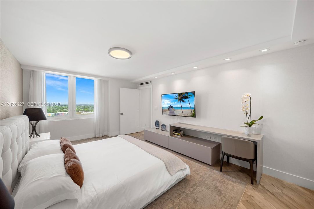 En Venta: $3,990,000 (3 camas, 3 baños, 2480 Pies cuadrados)