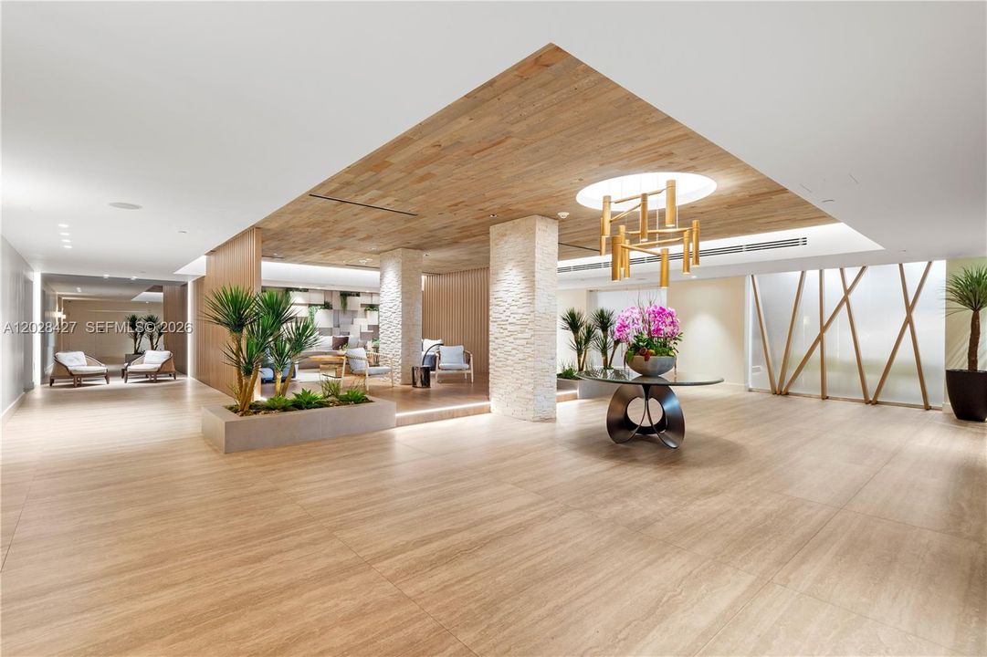 En Venta: $3,990,000 (3 camas, 3 baños, 2480 Pies cuadrados)