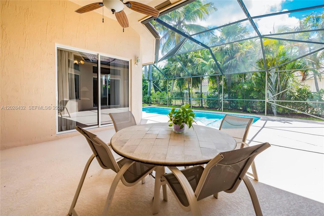 For Sale: $1,100,000 (5 beds, 3 baths, 2879 Square Feet)