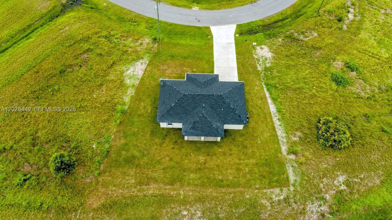 9019 E CROW CIR. LABELLE FL 33935