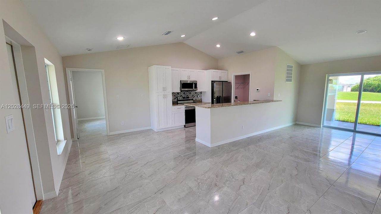 9019 E CROW CIR. LABELLE FL 33935