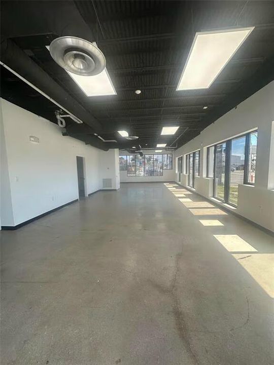 9-Dixie-hwy-Hallandale-Beach-FL-Interior