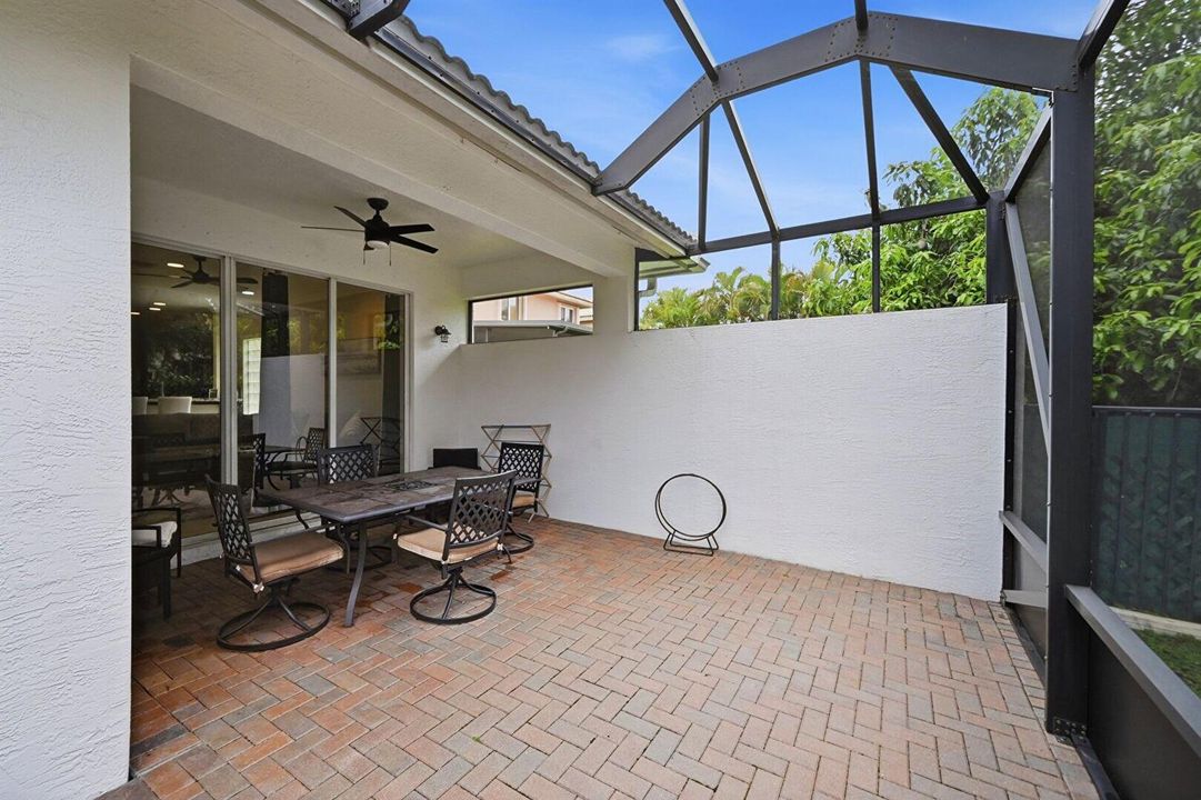 Great space for entertaining without the