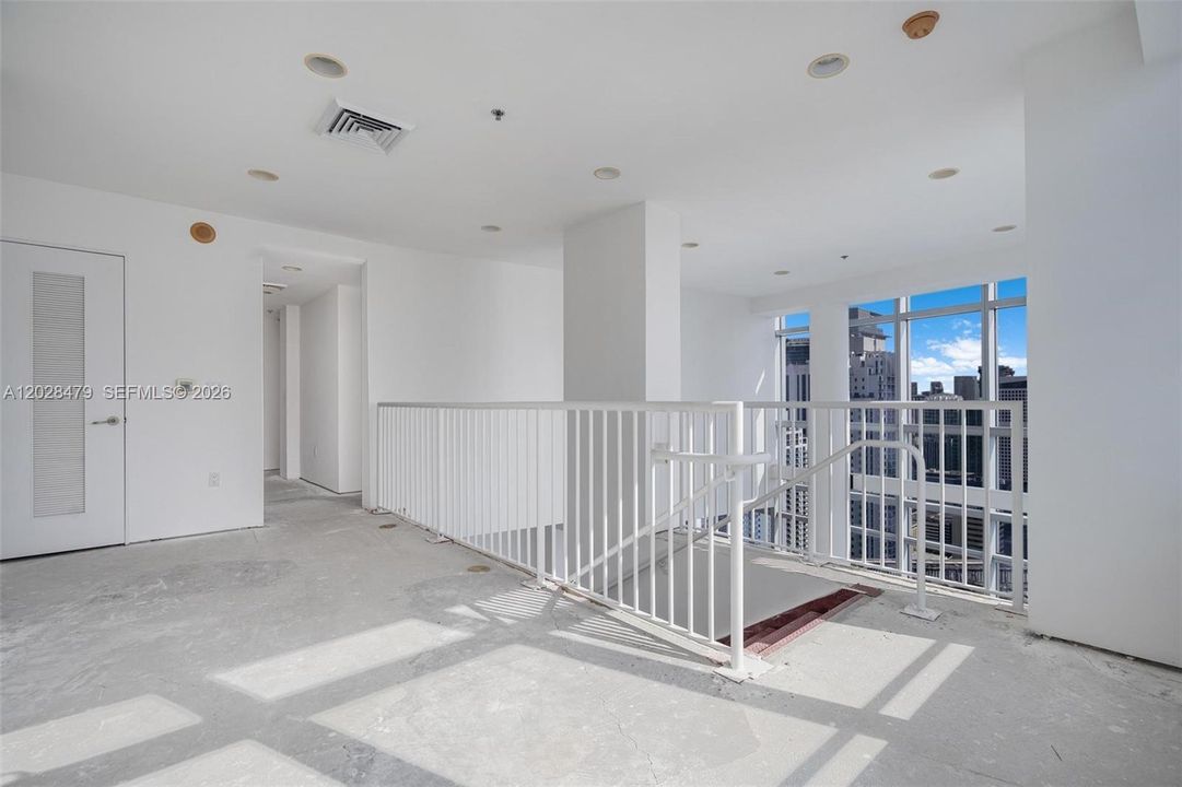 For Sale: $1,690,000 (3 beds, 3 baths, 2485 Square Feet)