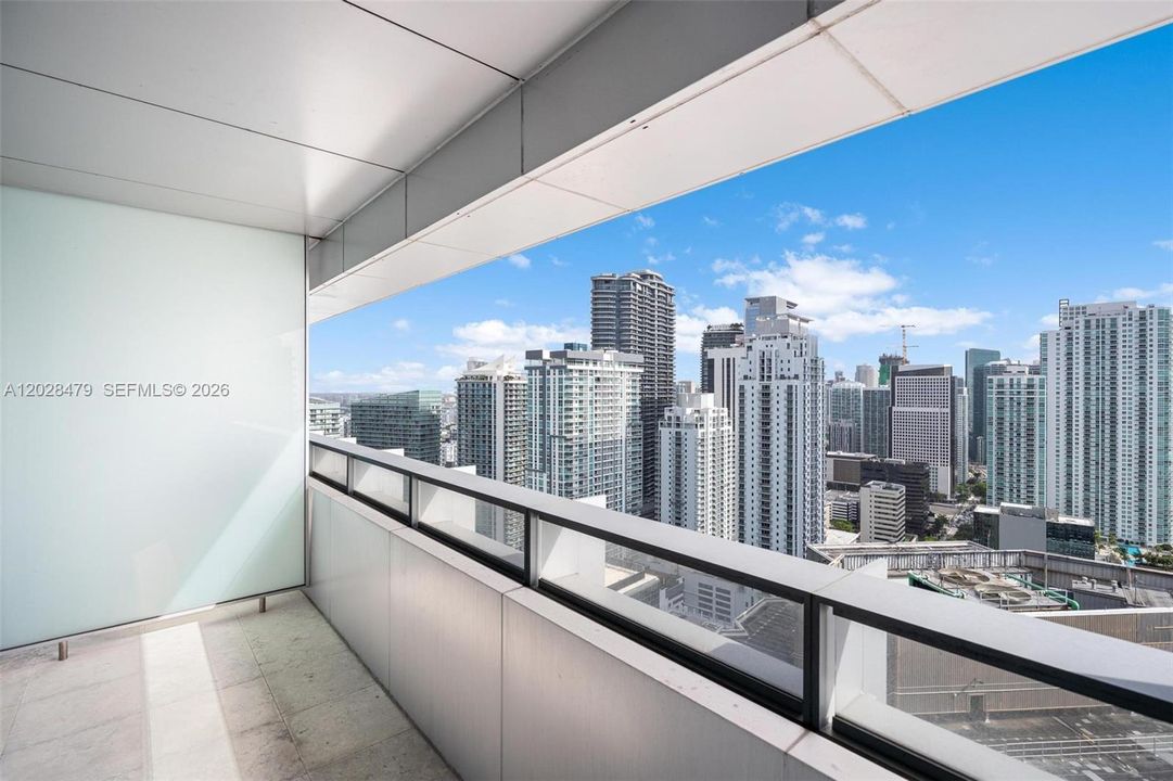 For Sale: $1,690,000 (3 beds, 3 baths, 2485 Square Feet)