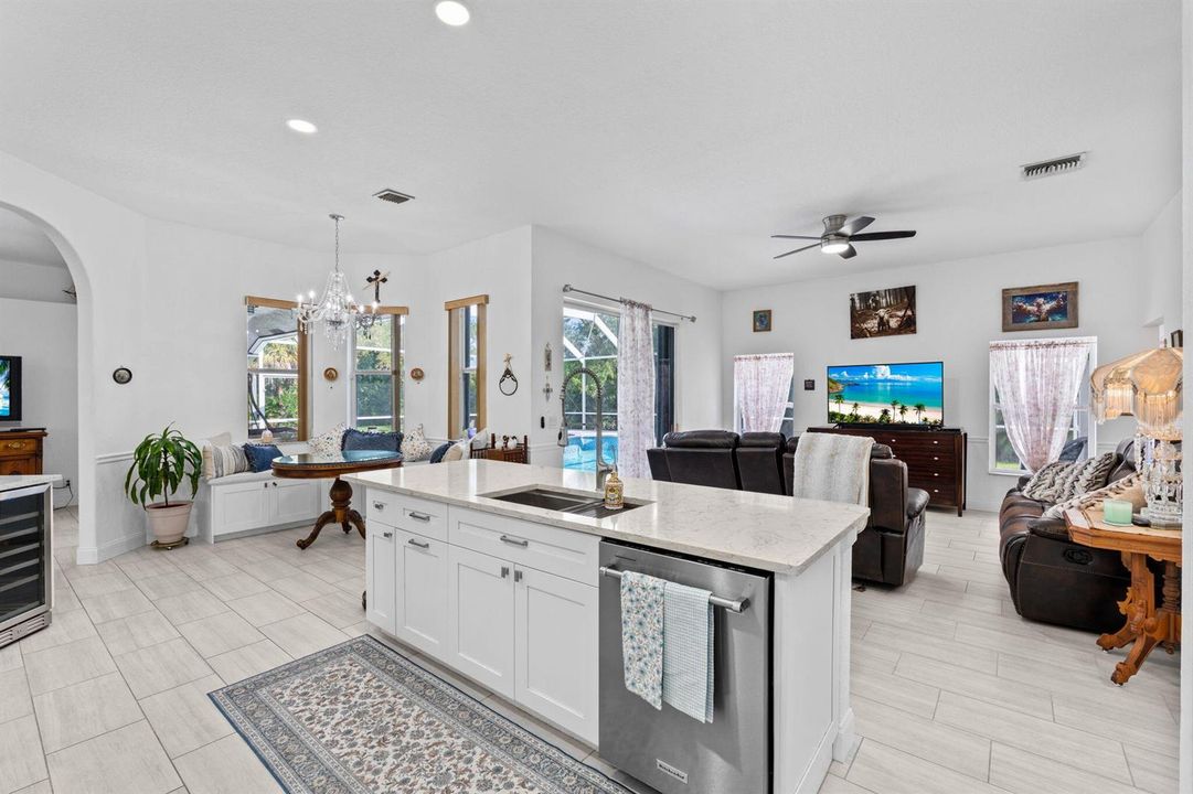 16-web-or-mls-A7407396