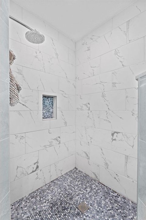29-web-or-mls-A7407318