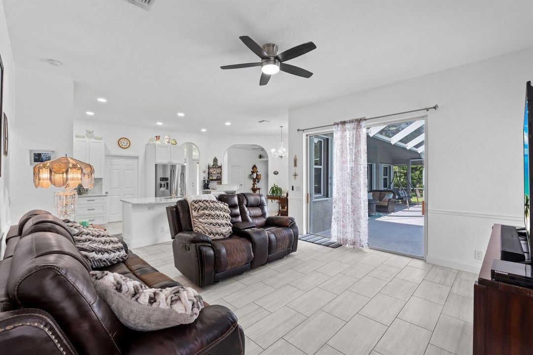 20-web-or-mls-A7407411