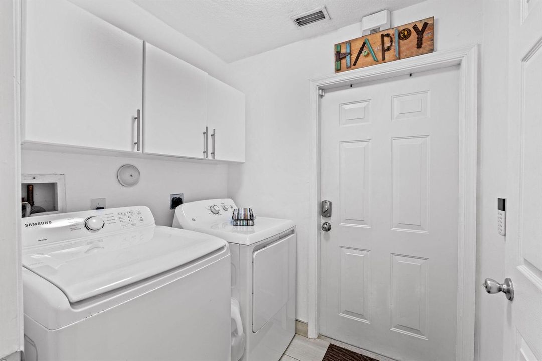 38-web-or-mls-A7407273