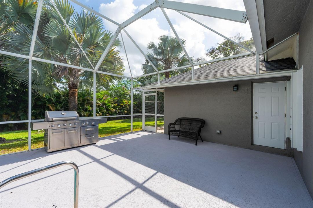 40-web-or-mls-A7407417