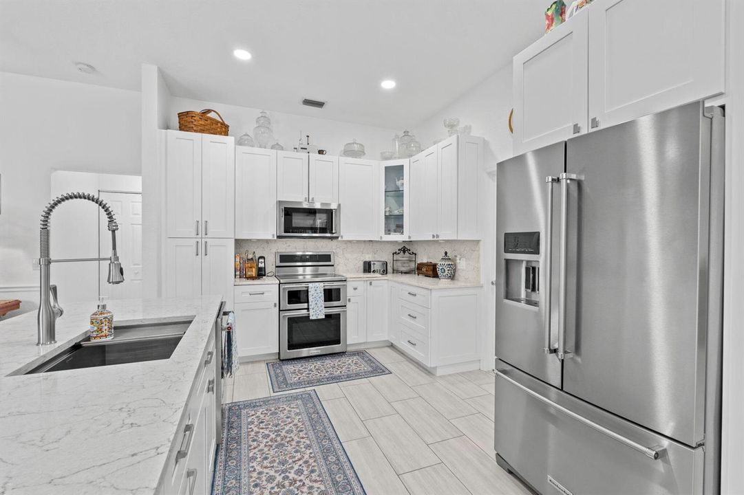 17-web-or-mls-A7407426