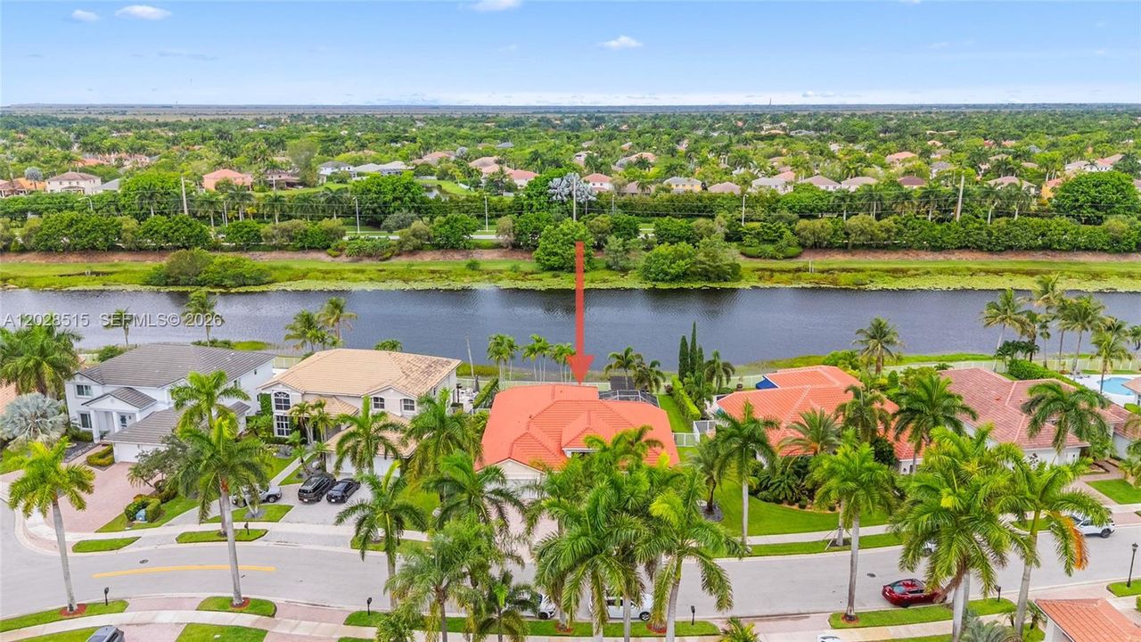 Active With Contract: $7,800 (4 beds, 2 baths, 2587 Square Feet)