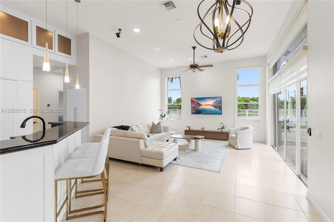 Active With Contract: $7,800 (4 beds, 2 baths, 2587 Square Feet)