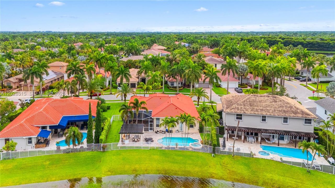 Active With Contract: $7,800 (4 beds, 2 baths, 2587 Square Feet)
