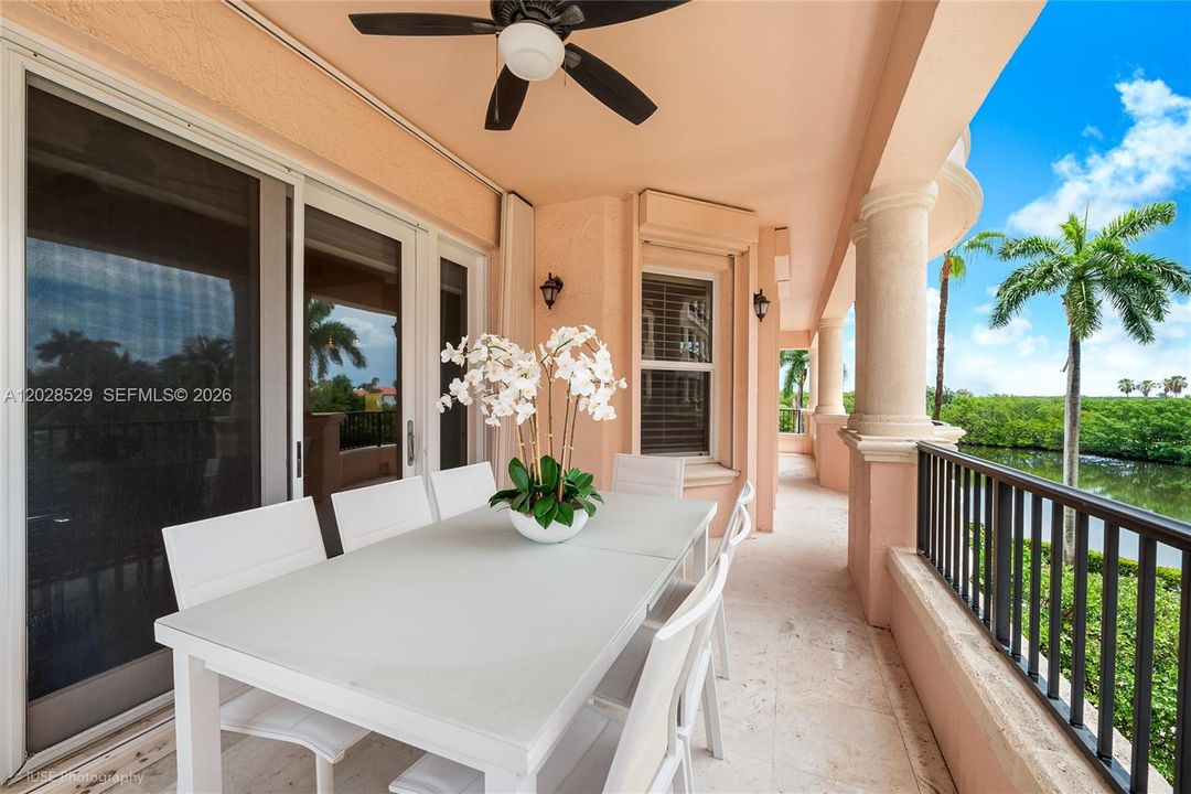 outdoor dining patio