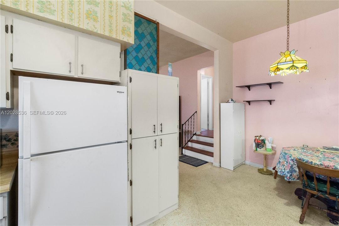 Недавно продано: $435,000 (3 спален, 2 ванн, 1469 Квадратных фут)