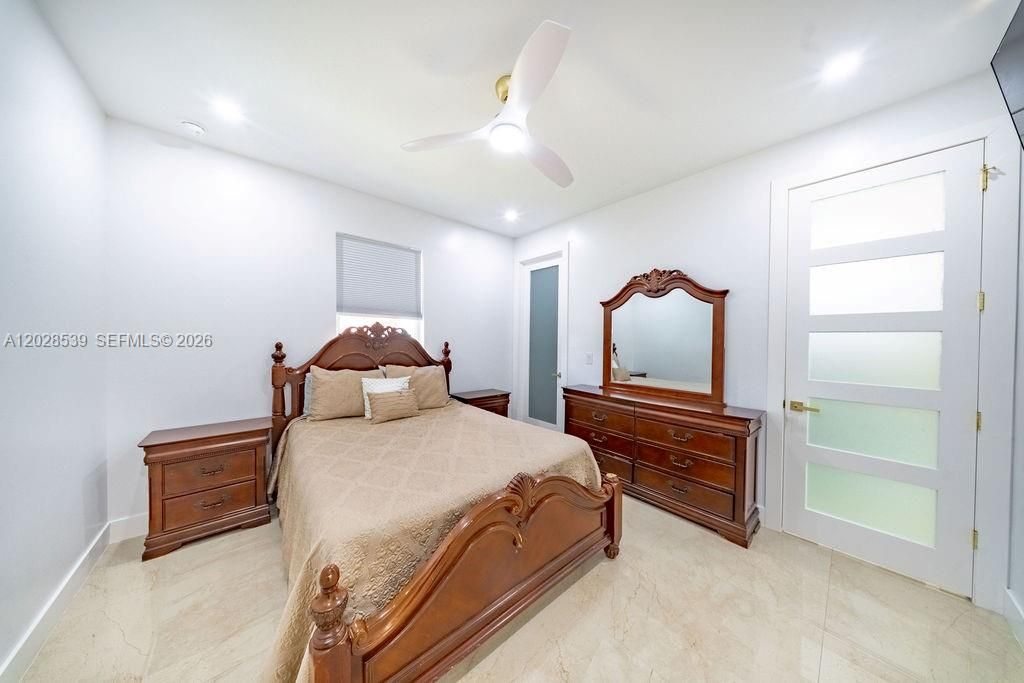 For Sale: $850,000 (4 beds, 3 baths, 2324 Square Feet)
