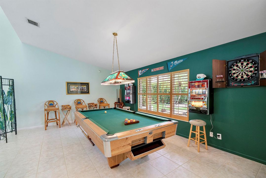 11240 SW 1st St_022