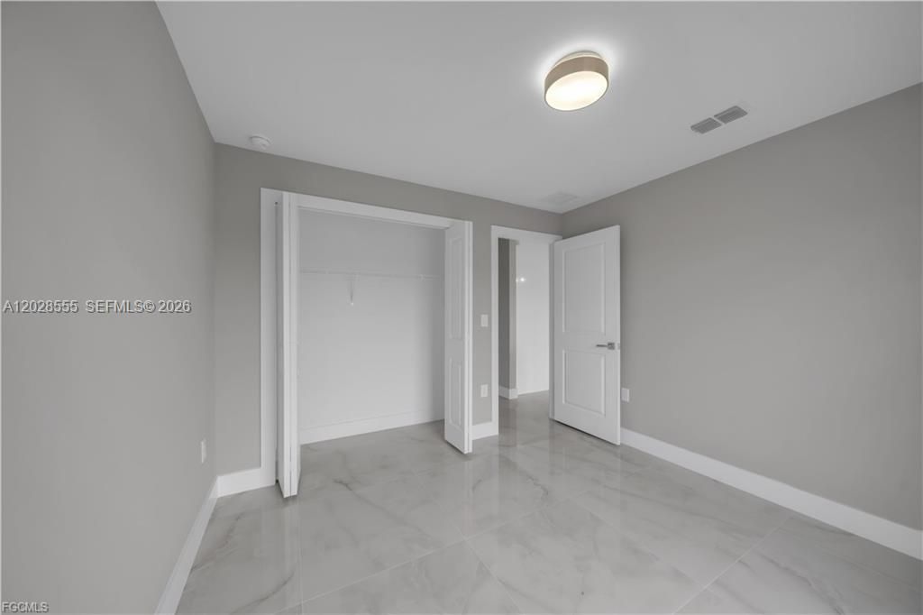 For Sale: $355,000 (3 beds, 2 baths, 1629 Square Feet)