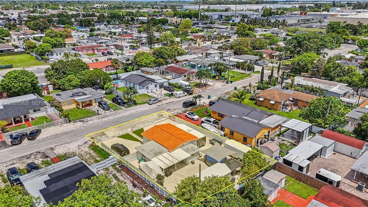 For Sale: $598,500 (3 beds, 1 baths, 1038 Square Feet)