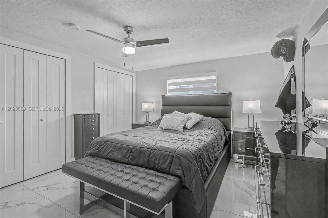 For Sale: $598,500 (3 beds, 1 baths, 1038 Square Feet)