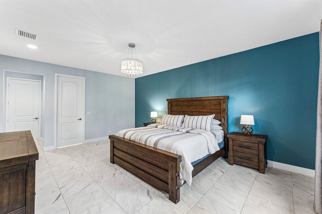 Primary Suite alt