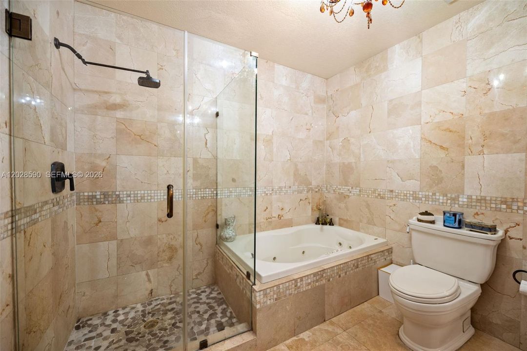 На продажу: $2,499,000 (6 спален, 4 ванн, 3398 Квадратных фут)