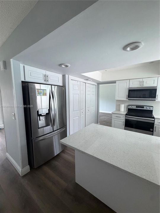 Active With Contract: $4,000 (5 beds, 2 baths, 2103 Square Feet)
