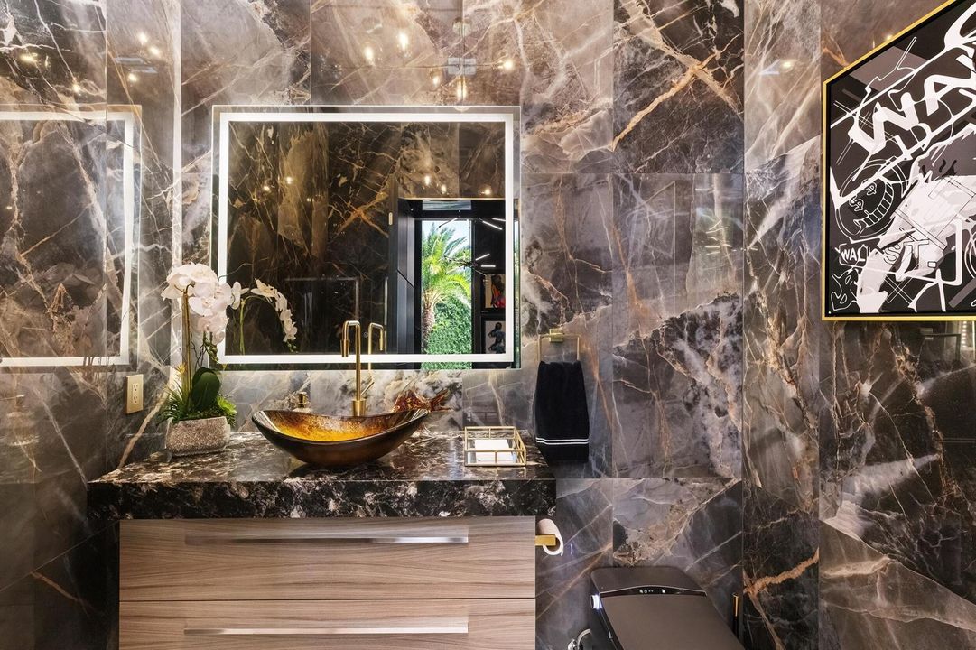 Powder Room 3