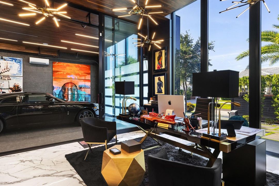 Office 1