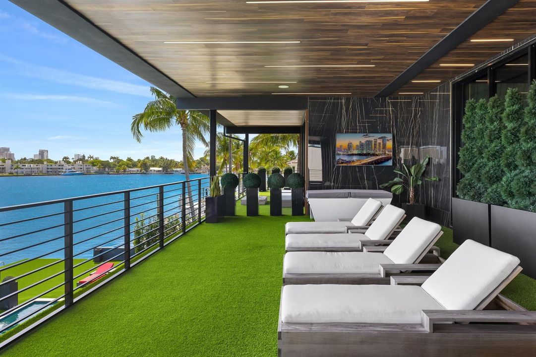 Terrace 2