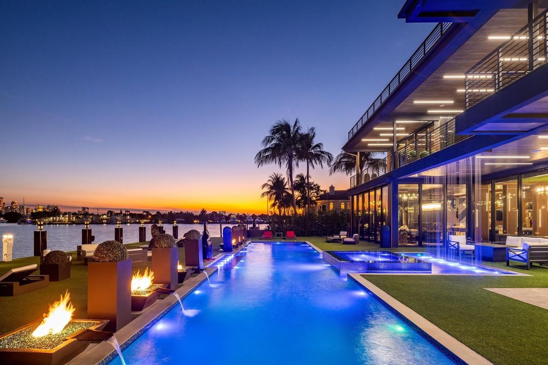 Twilight Exterior 4