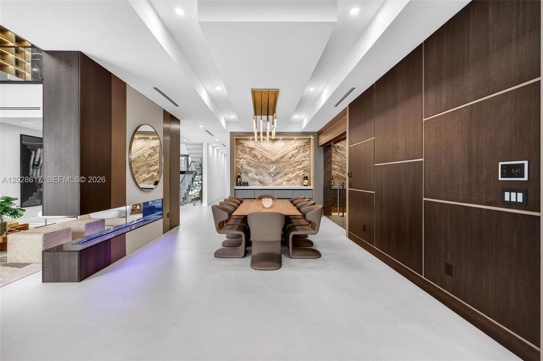 На продажу: $13,995,000 (6 спален, 6 ванн, 6658 Квадратных фут)