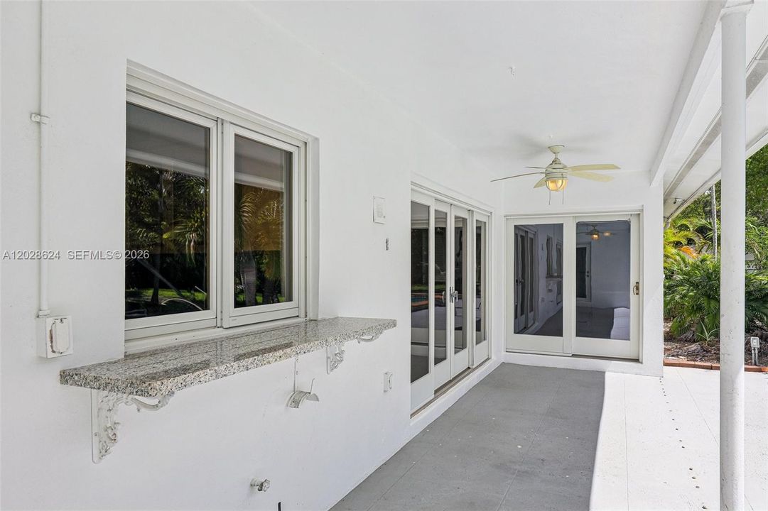 Active With Contract: $945,000 (3 beds, 2 baths, 0 Square Feet)