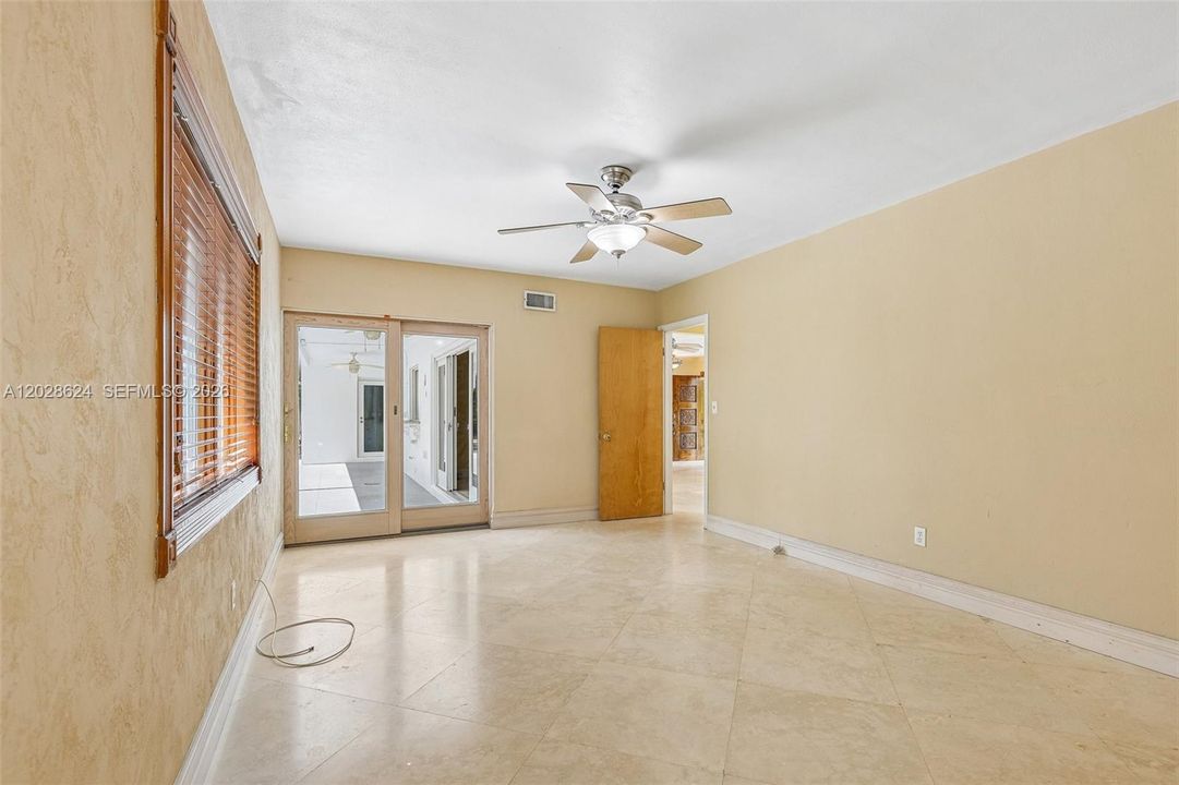 Active With Contract: $945,000 (3 beds, 2 baths, 0 Square Feet)